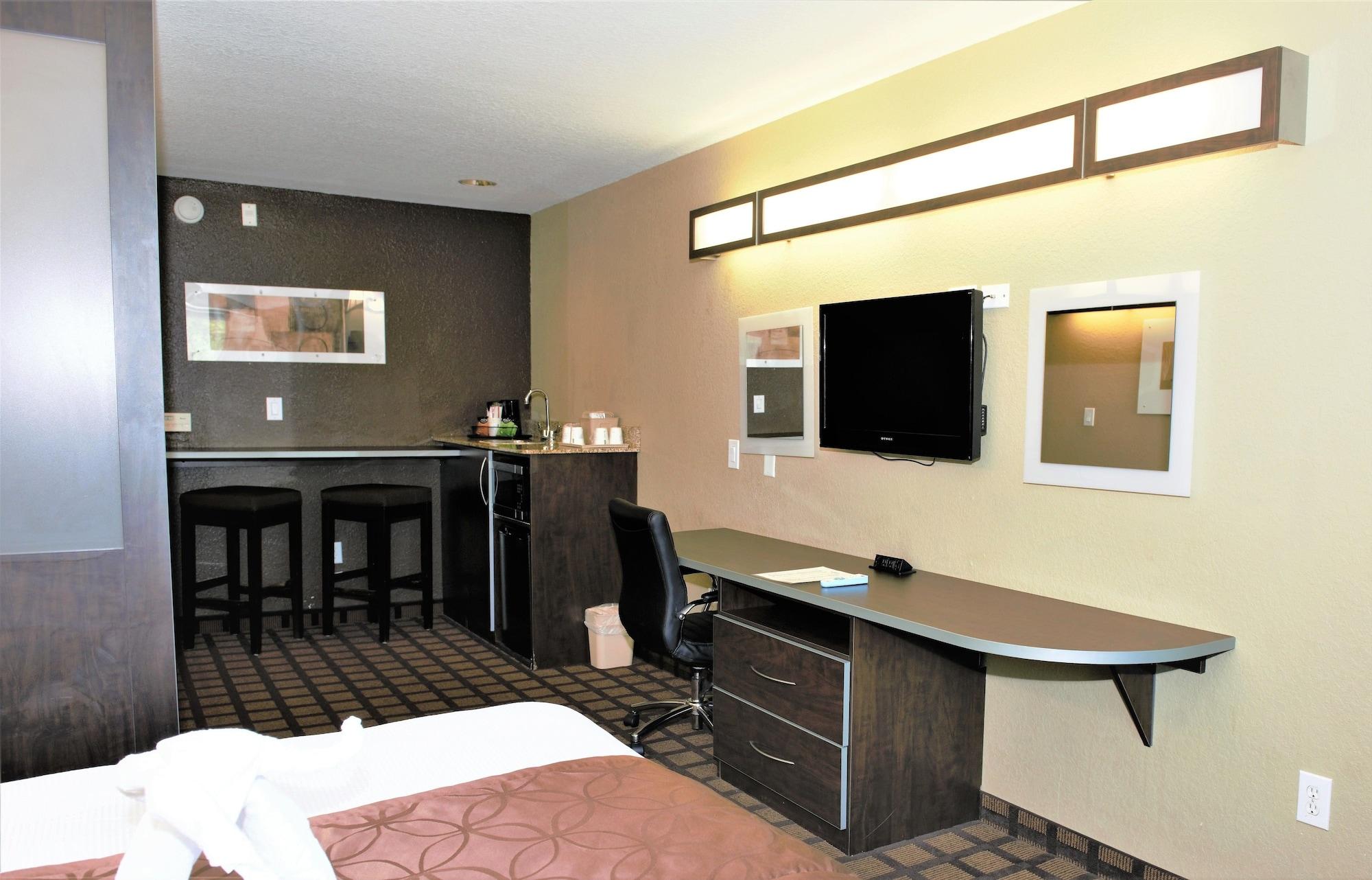 Microtel Inn & Suites By Wyndham Jacksonville Airport Экстерьер фото